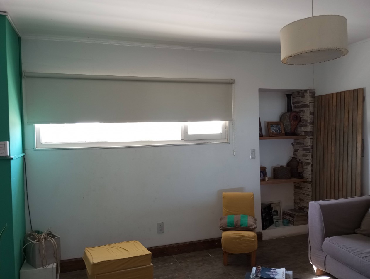 Casa sobre Av 12x50 con galpon