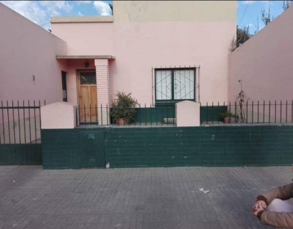 Foto Casa en Venta en Tres Arroyos, Buenos Aires - U$D 60.000 - pix4067133 - BienesOnLine