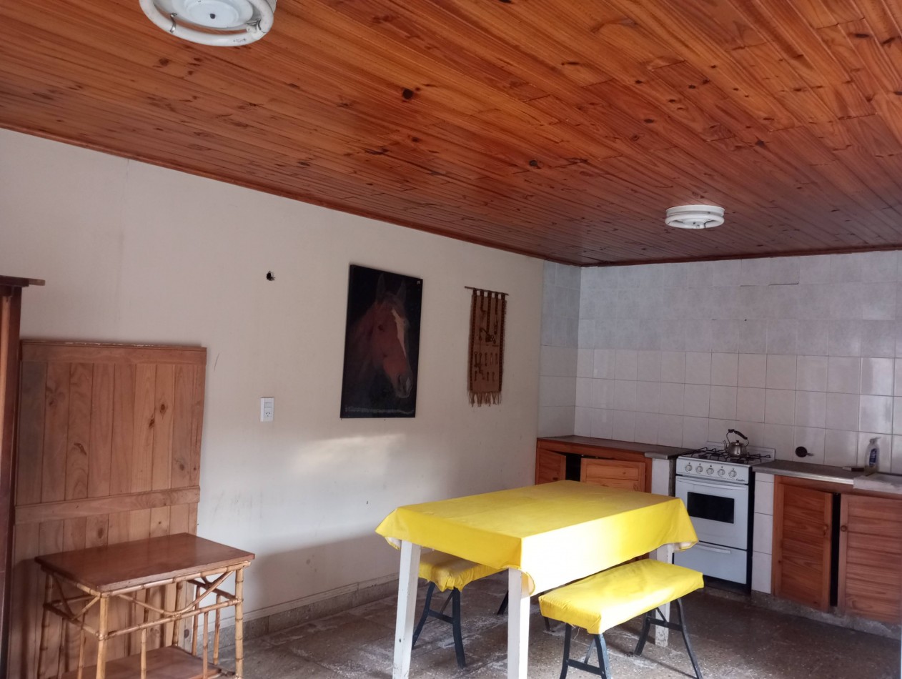 Casa 2 hab Liniers al 500
