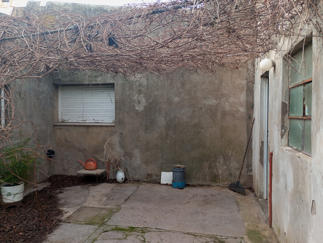 Casa 2 hab Liniers al 500