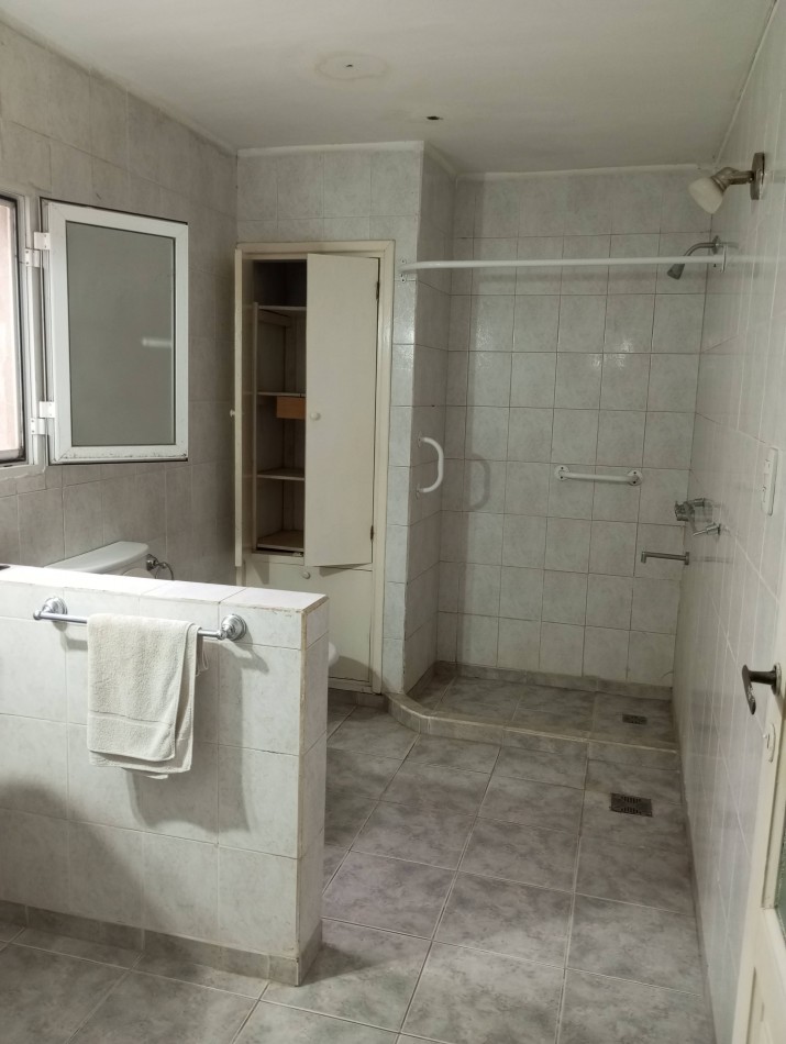 Casa 2 hab Liniers al 500