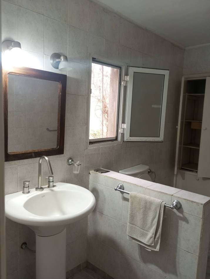 Casa 2 hab Liniers al 500