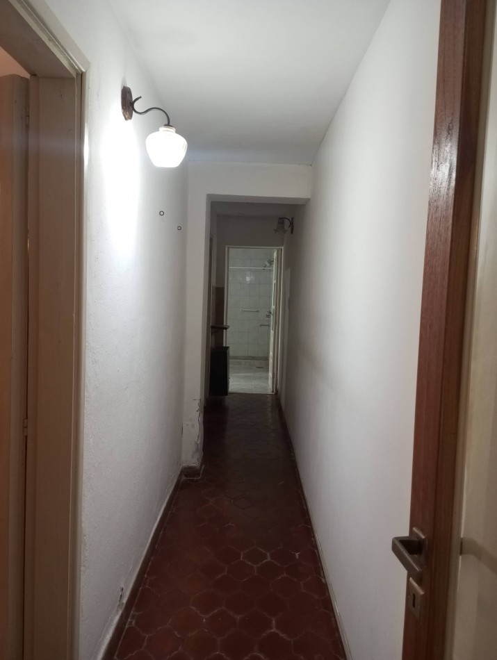 Casa 2 hab Liniers al 500